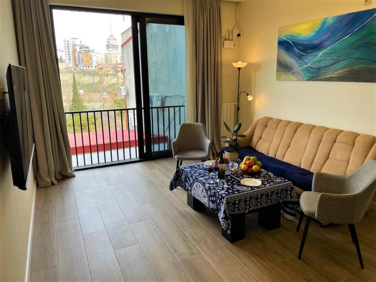 Modern Apart Old Tbilisi Center Экстерьер фото